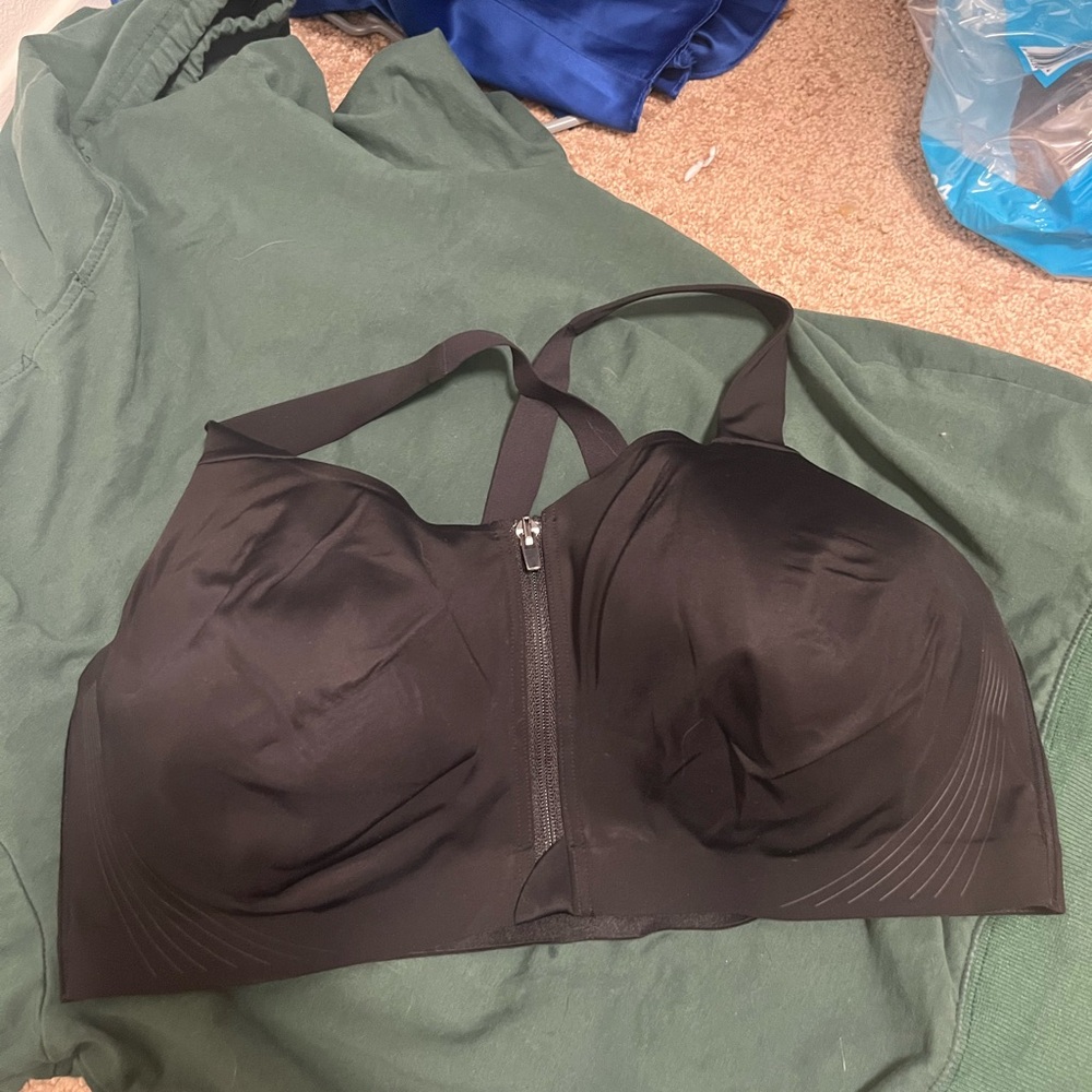 NWOT High Support VSX Sports Bra
